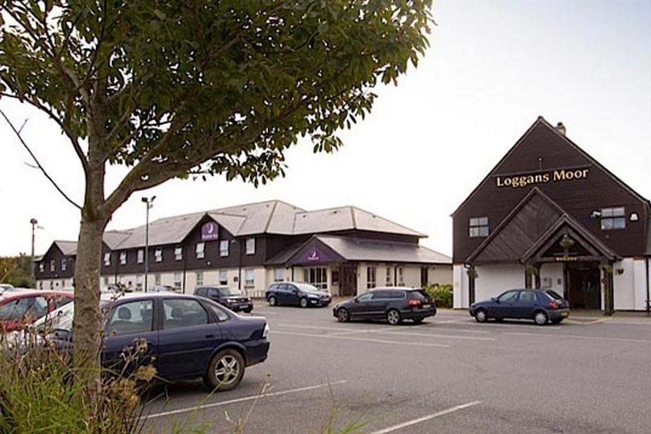 Premier Inn Хейл Экстерьер фото